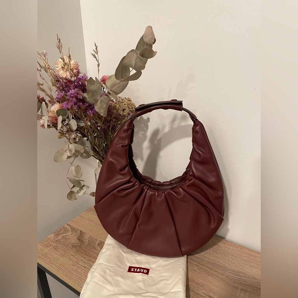 Staud Soft Moon Bag - Burgundy / Bordeaux